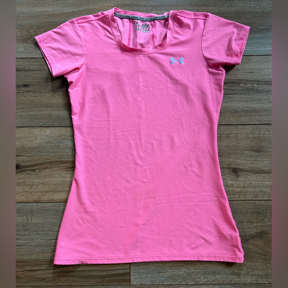 Under Armour HeatGear Pink Top